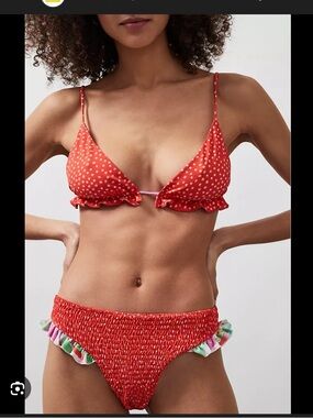 ayla ruffle bikini set M/L